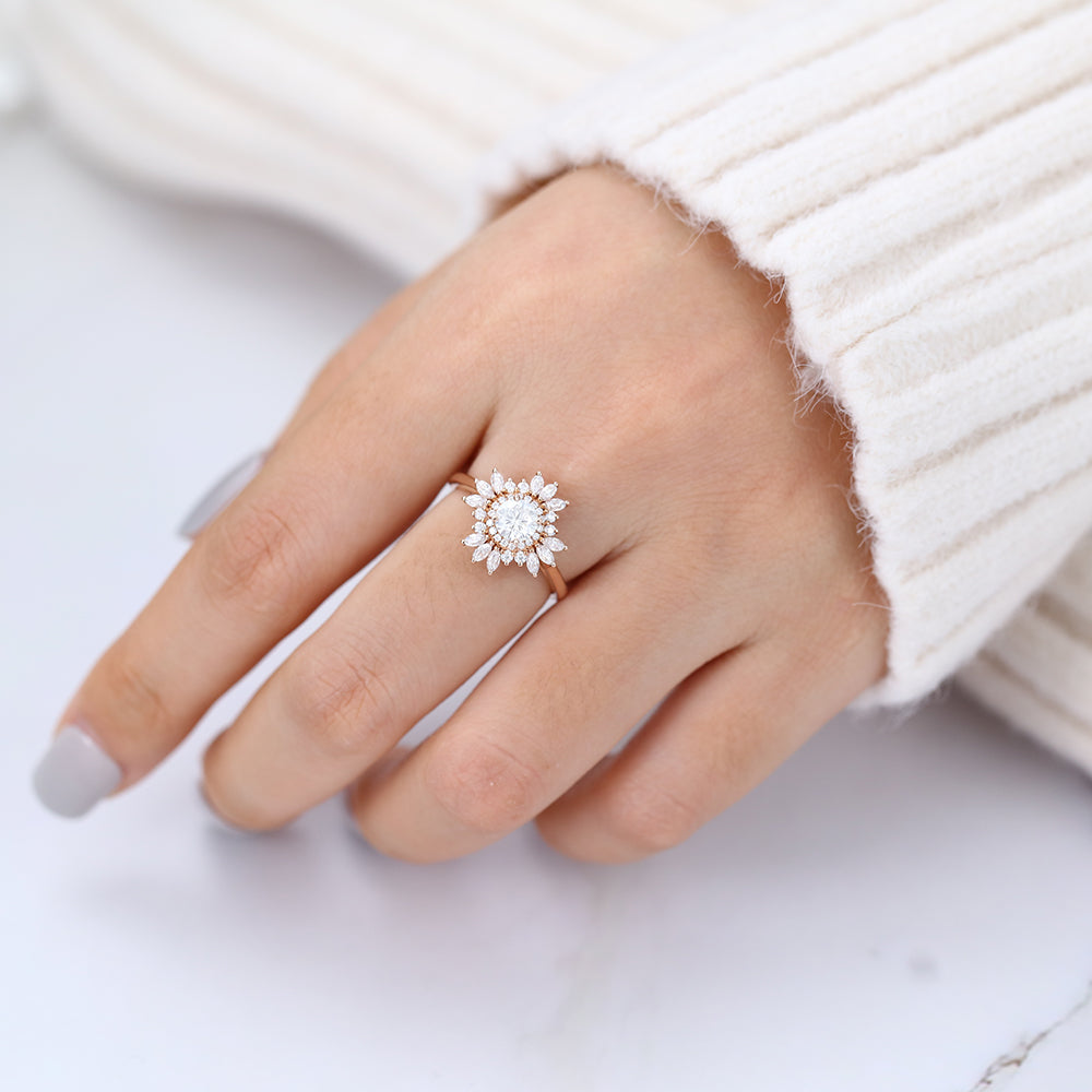 0.41 CT Round Cluster Moissanite Engagement Ring