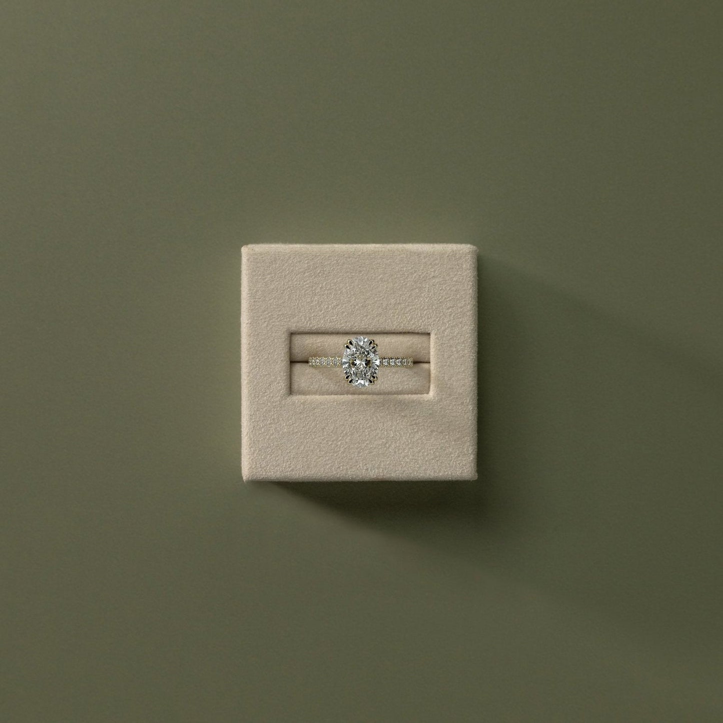 CUJ040