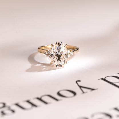Stunning 1.0 - 2.0 CT Oval Moissanite Engagement Ring with Cluster Design 1