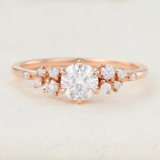 0.41 CT Round Cluster Moissanite Engagement Ring