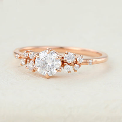 0.41 CT Round Cluster Moissanite Engagement Ring