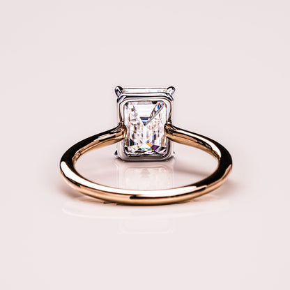2.3 CT Emerald Solitaire Moissanite Engagement Ring