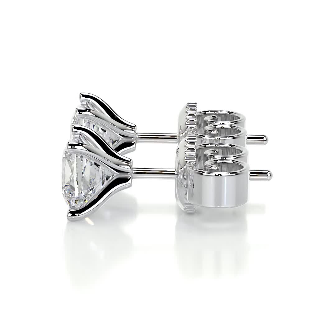 B005