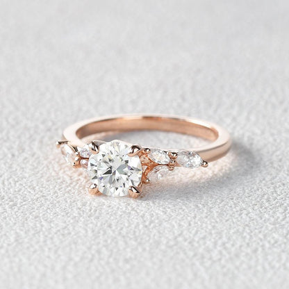 1 CT Round Cluster Lab Grown Diamond Engagement Ring