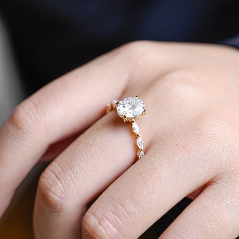 Stunning 1.0 - 2.0 CT Oval Moissanite Engagement Ring with Pave Design 2